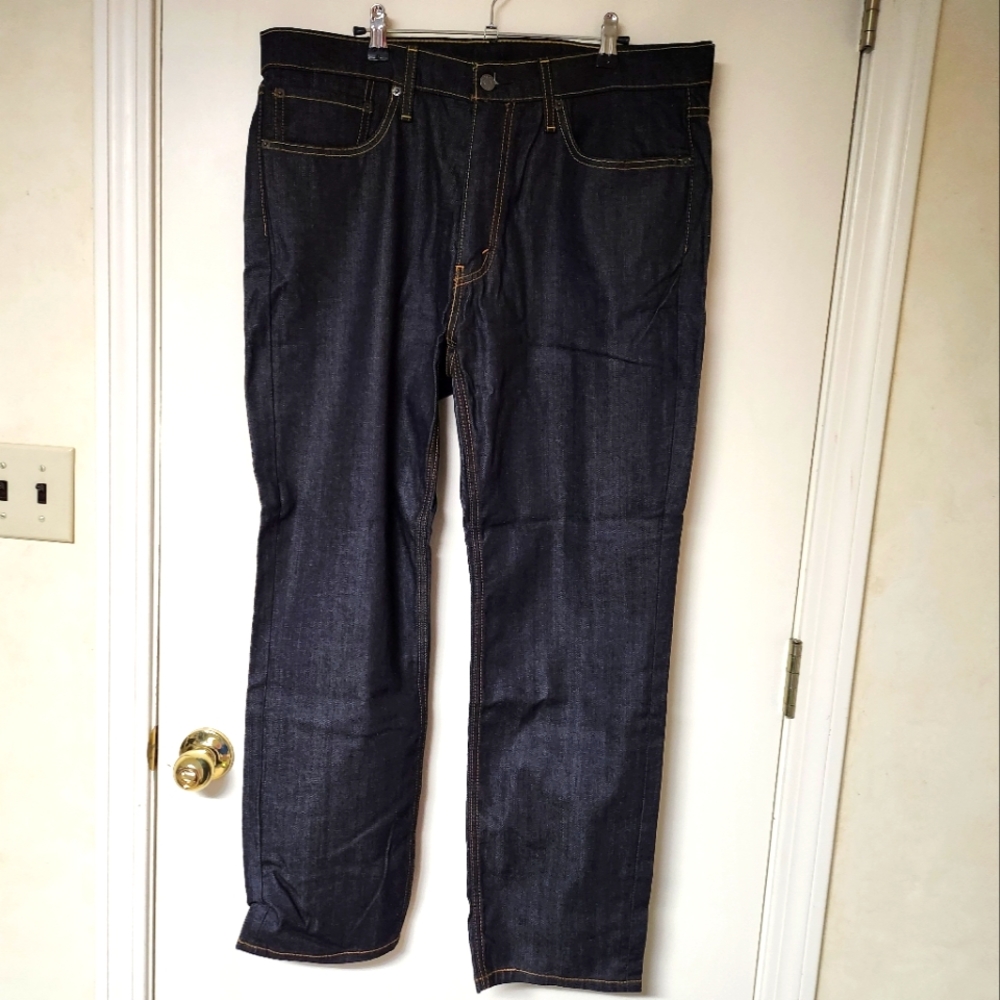 Levi's 541 athletic fit black/dark blue jeans. 36x30.